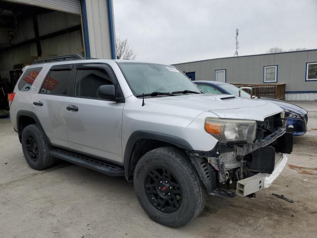 Photo 3 VIN: JTEBU5JR8C5080495 - TOYOTA 4RUNNER SR 