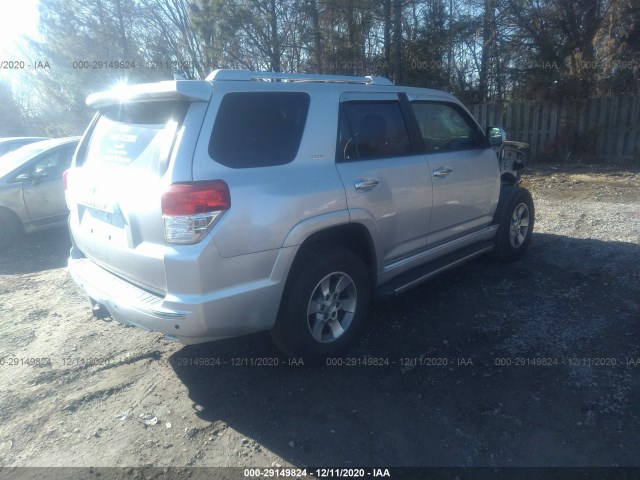 Photo 3 VIN: JTEBU5JR8C5083834 - TOYOTA 4RUNNER 