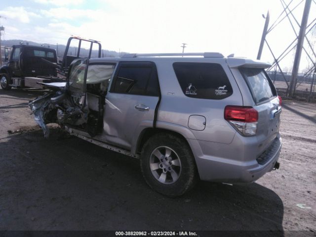 Photo 2 VIN: JTEBU5JR8C5094848 - TOYOTA 4RUNNER 