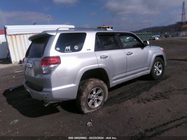 Photo 3 VIN: JTEBU5JR8C5094848 - TOYOTA 4RUNNER 