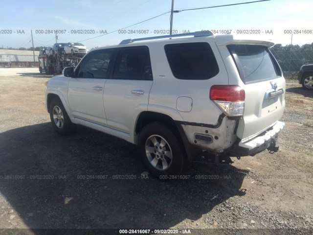 Photo 2 VIN: JTEBU5JR8C5097992 - TOYOTA 4RUNNER 