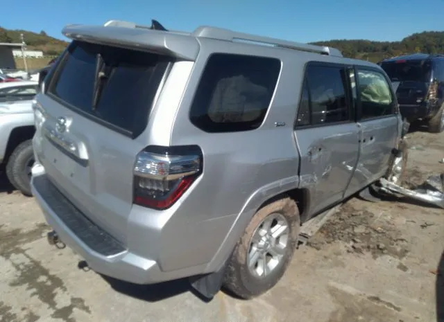 Photo 3 VIN: JTEBU5JR8E5155716 - TOYOTA 4RUNNER 