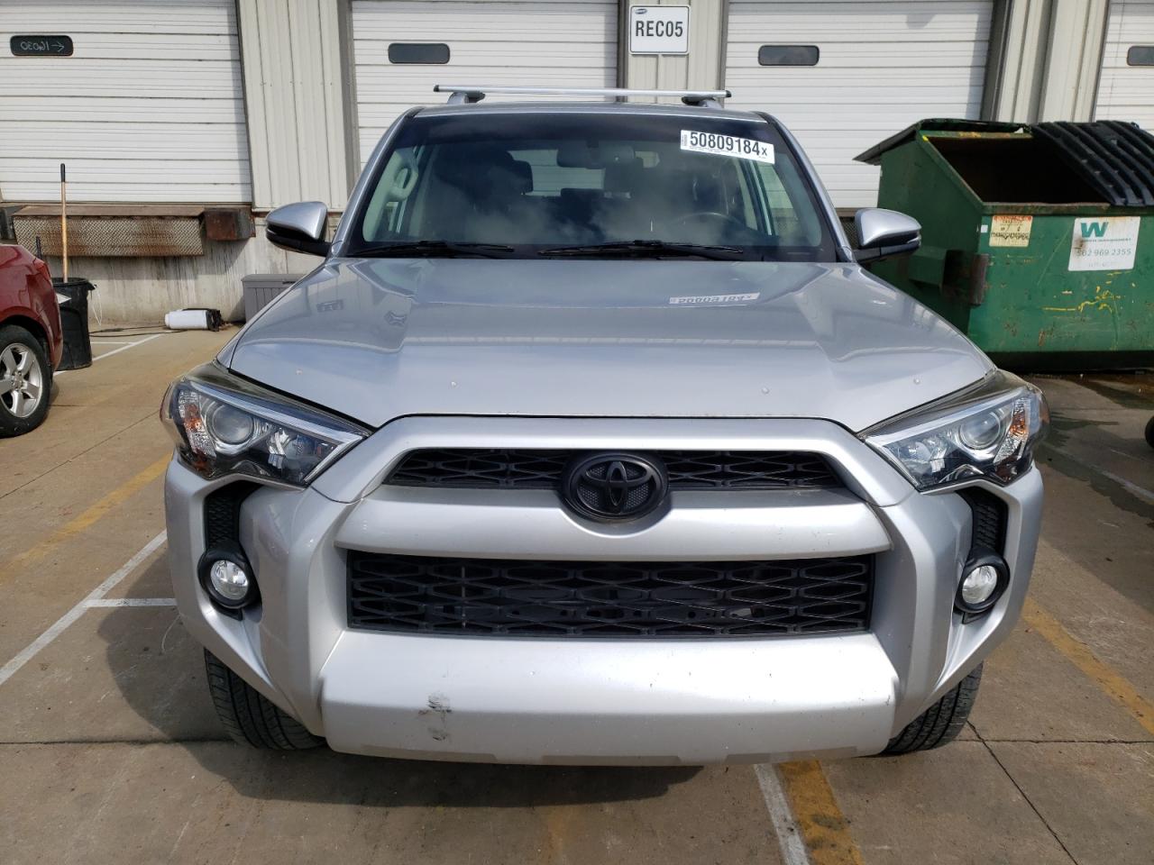 Photo 4 VIN: JTEBU5JR8F5237396 - TOYOTA 4RUNNER 