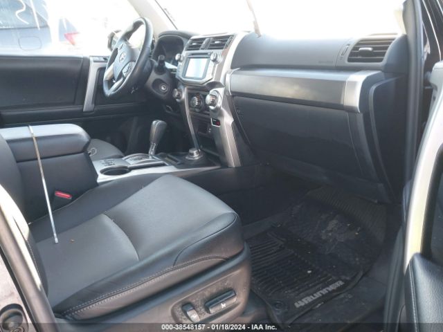 Photo 4 VIN: JTEBU5JR8G5392242 - TOYOTA 4RUNNER 