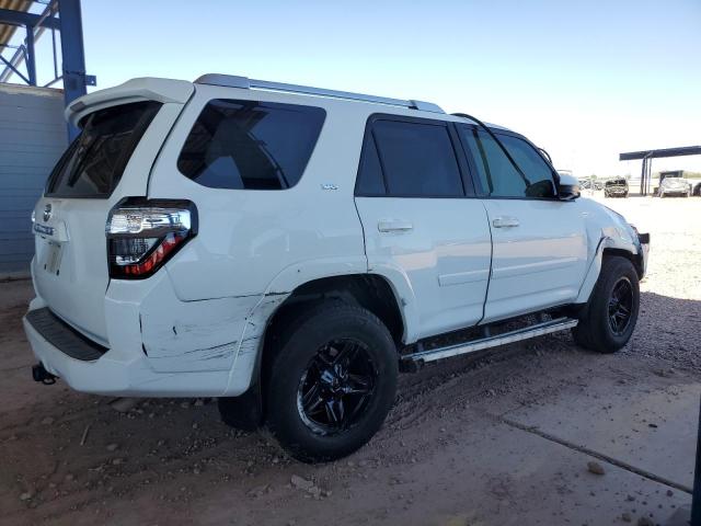 Photo 2 VIN: JTEBU5JR8G5403739 - TOYOTA 4RUNNER SR 