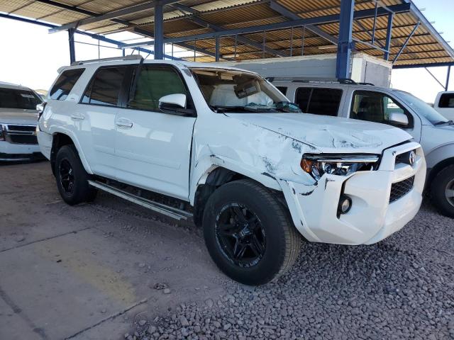 Photo 3 VIN: JTEBU5JR8G5403739 - TOYOTA 4RUNNER SR 