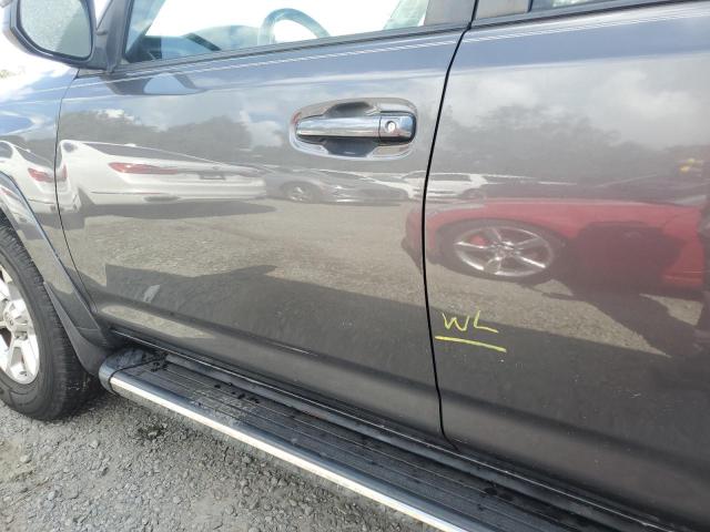 Photo 12 VIN: JTEBU5JR8H5429324 - TOYOTA 4RUNNER SR 