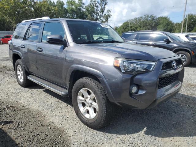 Photo 3 VIN: JTEBU5JR8H5429324 - TOYOTA 4RUNNER SR 