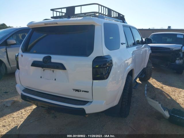 Photo 3 VIN: JTEBU5JR8H5443983 - TOYOTA 4RUNNER 