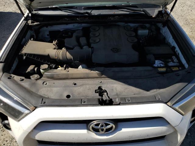 Photo 11 VIN: JTEBU5JR8H5471363 - TOYOTA 4RUNNER SR 