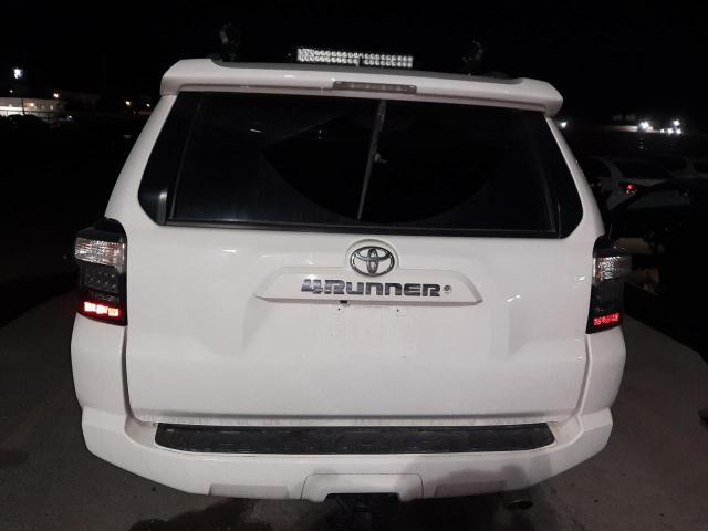 Photo 5 VIN: JTEBU5JR8J5496138 - TOYOTA 4RUNNER SR 