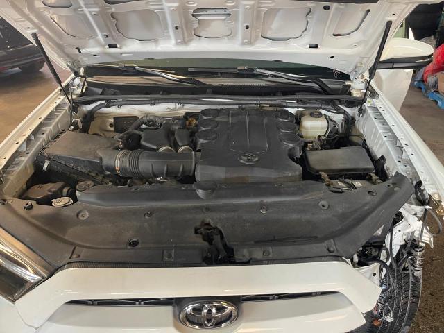 Photo 4 VIN: JTEBU5JR8J5507526 - TOYOTA 4RUNNER SR 