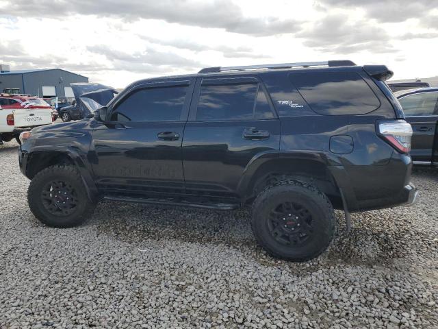 Photo 1 VIN: JTEBU5JR8J5515318 - TOYOTA 4RUNNER SR 