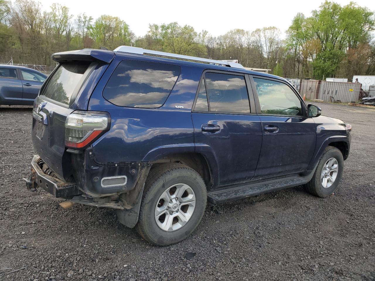 Photo 2 VIN: JTEBU5JR8J5531146 - TOYOTA 4RUNNER 