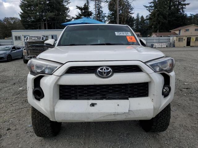 Photo 4 VIN: JTEBU5JR8J5539022 - TOYOTA 4RUNNER SR 