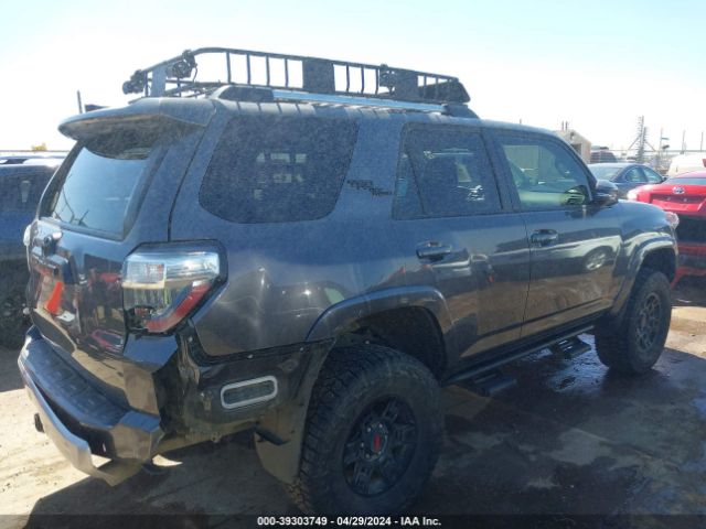 Photo 3 VIN: JTEBU5JR8J5539831 - TOYOTA 4RUNNER 