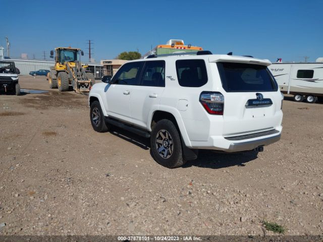 Photo 2 VIN: JTEBU5JR8J5544611 - TOYOTA 4RUNNER 