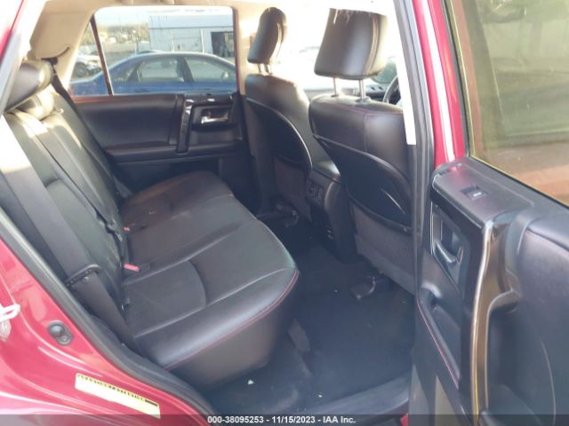 Photo 7 VIN: JTEBU5JR8J5544916 - TOYOTA 4RUNNER 