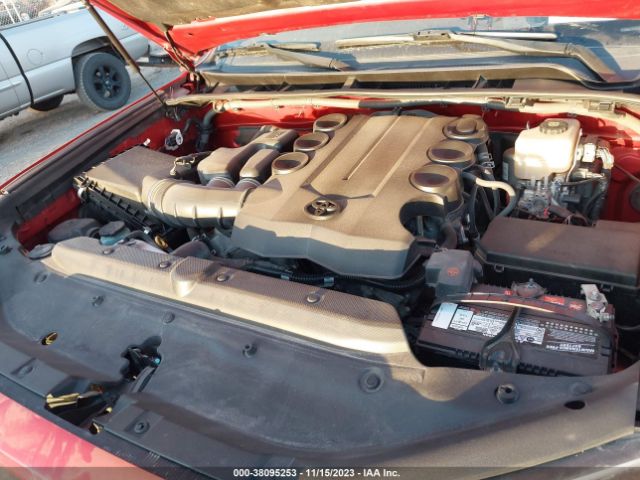 Photo 9 VIN: JTEBU5JR8J5544916 - TOYOTA 4RUNNER 