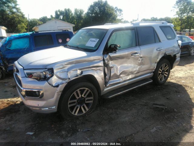 Photo 1 VIN: JTEBU5JR8J5550652 - TOYOTA 4RUNNER 