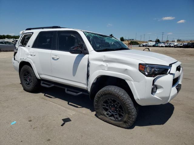 Photo 3 VIN: JTEBU5JR8J5558752 - TOYOTA 4RUNNER SR 