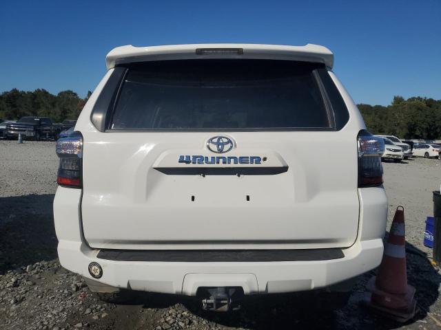 Photo 5 VIN: JTEBU5JR8J5568066 - TOYOTA 4RUNNER SR 