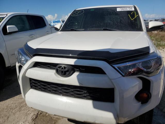 Photo 4 VIN: JTEBU5JR8K5628378 - TOYOTA 4RUNNER SR 