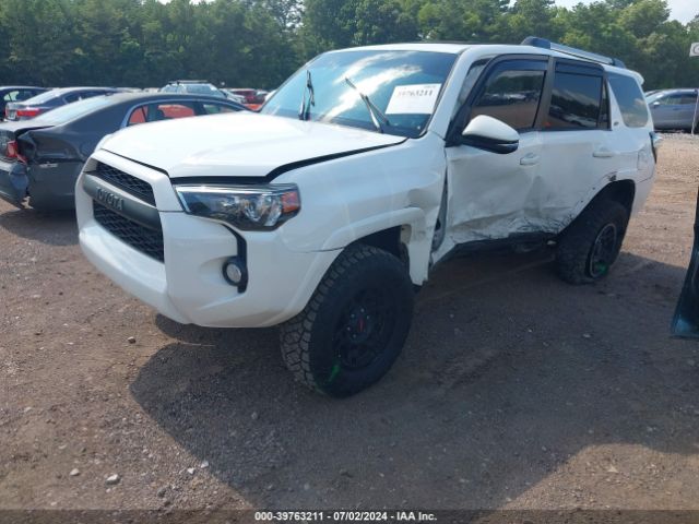 Photo 1 VIN: JTEBU5JR8K5631183 - TOYOTA 4RUNNER 