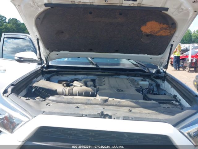 Photo 9 VIN: JTEBU5JR8K5631183 - TOYOTA 4RUNNER 