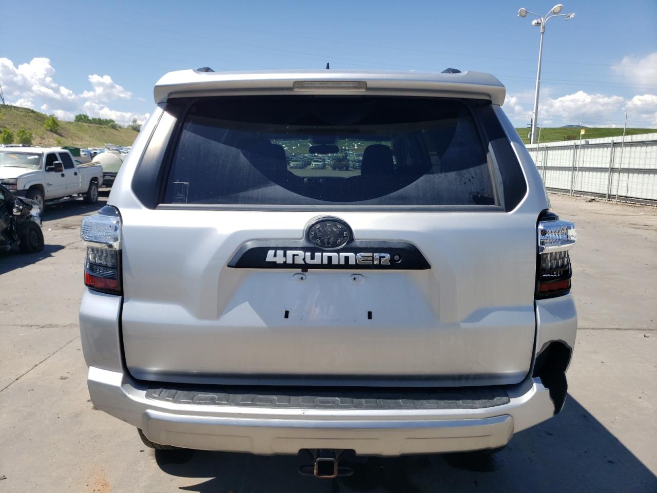 Photo 5 VIN: JTEBU5JR8K5678424 - TOYOTA 4RUNNER 