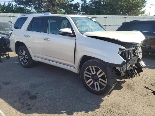 Photo 3 VIN: JTEBU5JR8K5694977 - TOYOTA 4RUNNER SR 