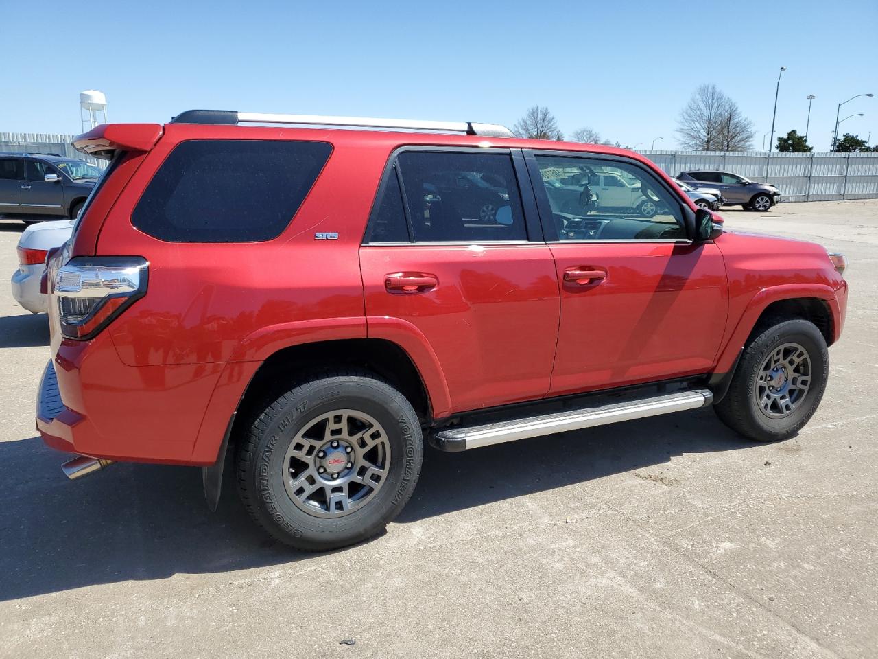 Photo 2 VIN: JTEBU5JR8K5695532 - TOYOTA 4RUNNER 