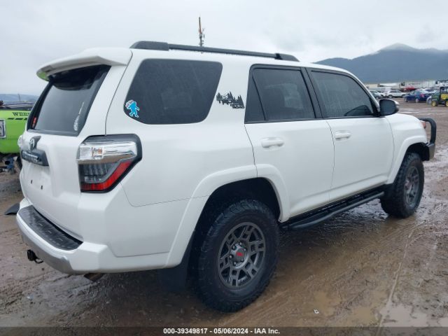 Photo 3 VIN: JTEBU5JR8K5716234 - TOYOTA 4RUNNER 