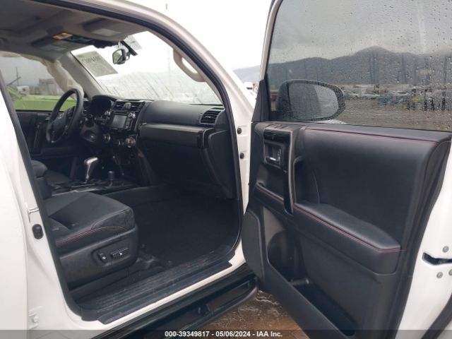 Photo 4 VIN: JTEBU5JR8K5716234 - TOYOTA 4RUNNER 