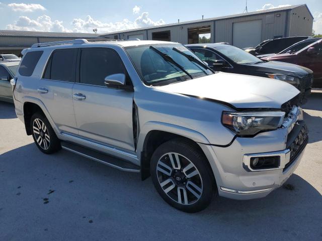 Photo 3 VIN: JTEBU5JR8K5718002 - TOYOTA 4RUNNER SR 