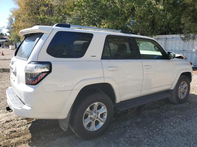 Photo 2 VIN: JTEBU5JR8K5735155 - TOYOTA 4RUNNER 