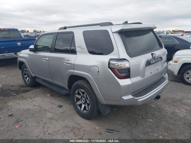 Photo 2 VIN: JTEBU5JR8L5764723 - TOYOTA 4RUNNER 