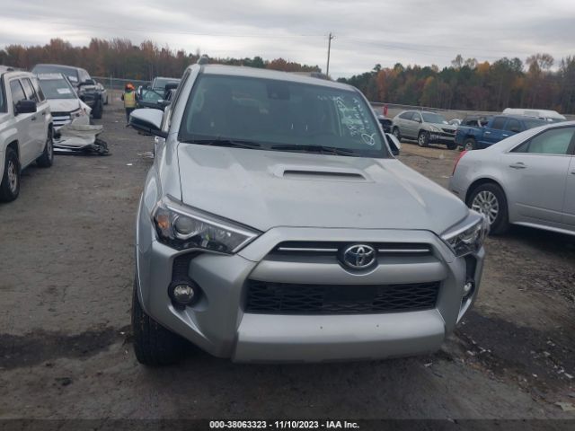 Photo 5 VIN: JTEBU5JR8L5764723 - TOYOTA 4RUNNER 