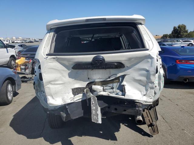 Photo 5 VIN: JTEBU5JR8L5794868 - TOYOTA 4RUNNER SR 