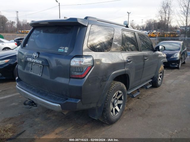 Photo 3 VIN: JTEBU5JR8L5828579 - TOYOTA 4RUNNER 