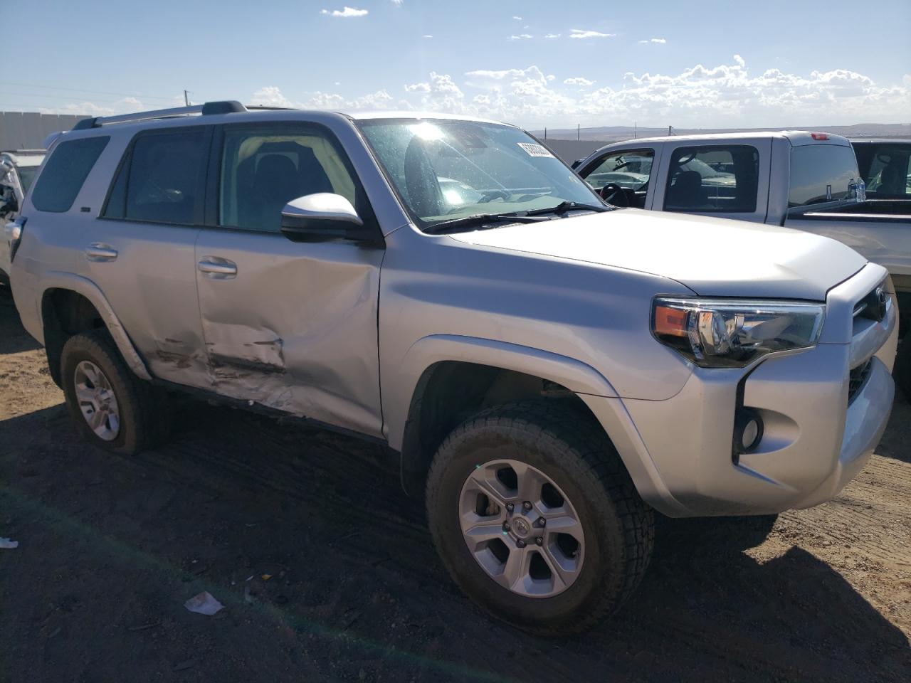 Photo 3 VIN: JTEBU5JR8L5834737 - TOYOTA 4RUNNER 