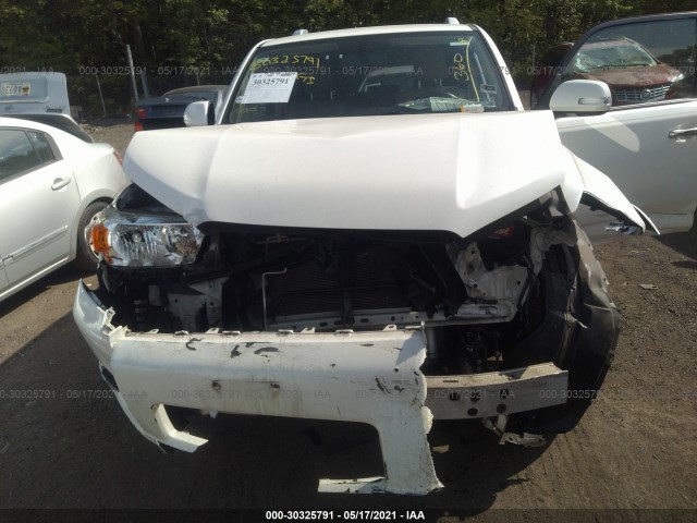 Photo 9 VIN: JTEBU5JR9A5025468 - TOYOTA 4RUNNER 