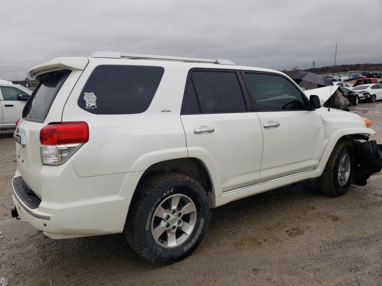 Photo 3 VIN: JTEBU5JR9A5026829 - TOYOTA 4RUNNER 