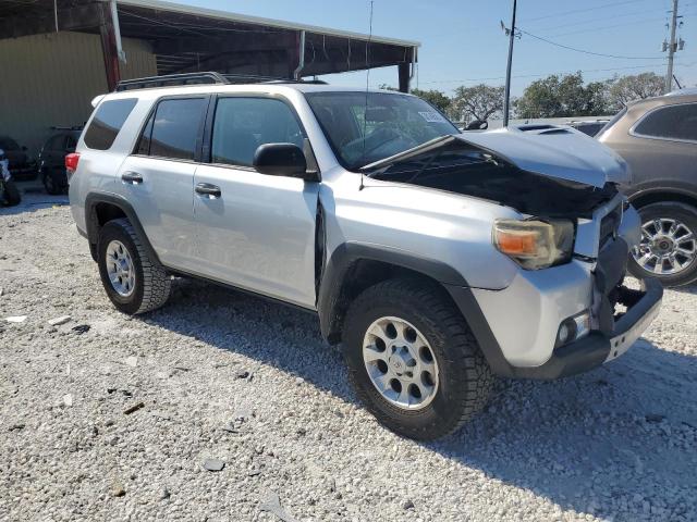 Photo 3 VIN: JTEBU5JR9A5028144 - TOYOTA 4RUNNER SR 