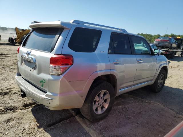 Photo 2 VIN: JTEBU5JR9B5035967 - TOYOTA 4RUNNER SR 