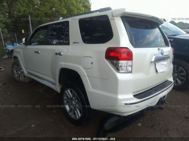 Photo 2 VIN: JTEBU5JR9B5044023 - TOYOTA 4RUNNER 