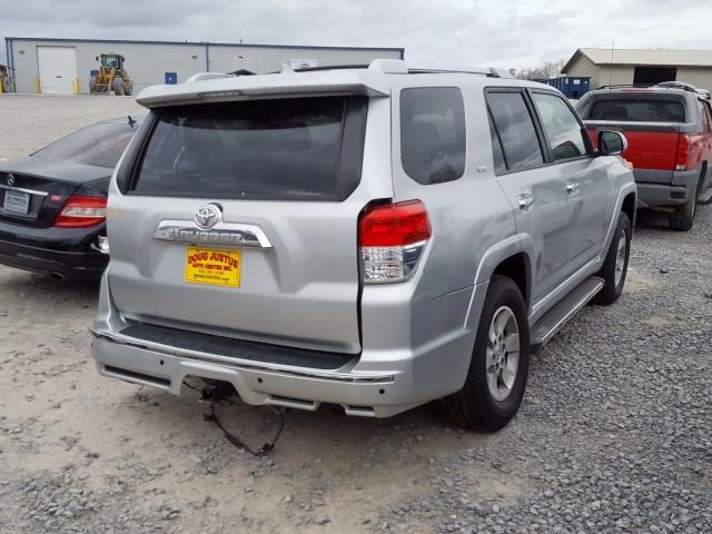 Photo 3 VIN: JTEBU5JR9B5066605 - TOYOTA 4RUNNER SR 