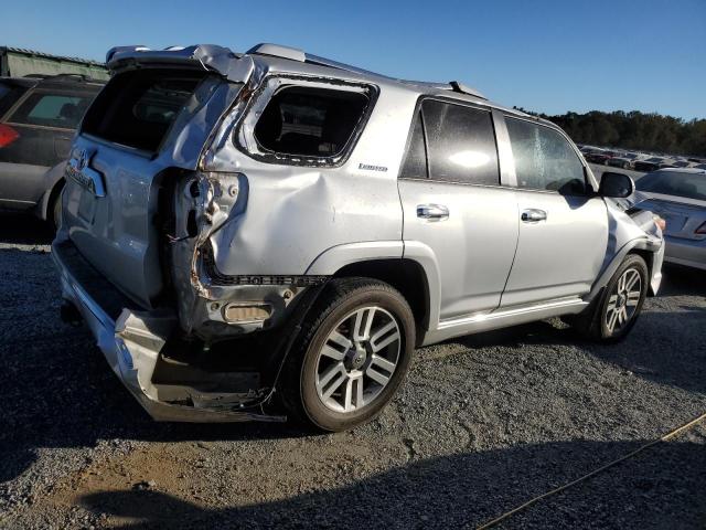 Photo 2 VIN: JTEBU5JR9B5073103 - TOYOTA 4RUNNER SR 