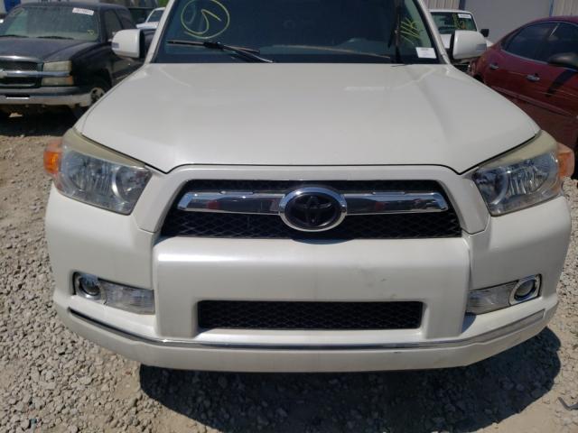 Photo 8 VIN: JTEBU5JR9C5093742 - TOYOTA 4RUNNER SR 