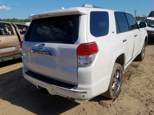 Photo 3 VIN: JTEBU5JR9C5099265 - TOYOTA 4RUNNER SR 